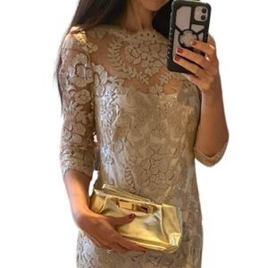 Tadashi Shodji Champagne Long Sleeve Floral
Sequin Lace V-Neck Dress Size 4